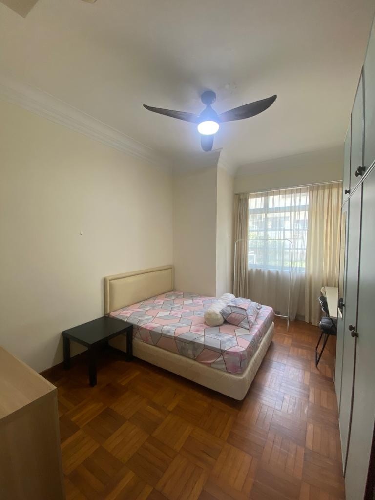 Available Immediately﻿  - Common Room/Include Utilities/Wifi/Aircon/No Agent Fee/Light Cooking Allow ed/Washing Machine - Stevens - Bedroom - Homates Singapore