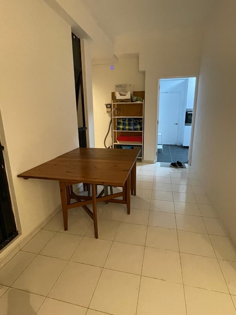 Room for rent / TOA PAYOH, NOVENA MRT / Master room / 1pax stay / Available August 31 - Toa Payoh 大巴窯 - 整個住家 - Homates 新加坡