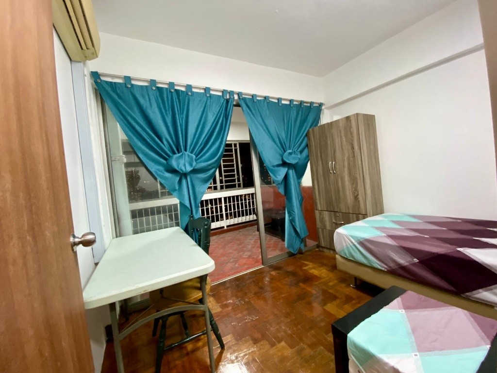 Room for rent / BRADDELL / MARYMOUNT / CALDECOTT MRT / Common room / 1pax stay / Available 20 Sept - Braddell - Bedroom - Homates Singapore