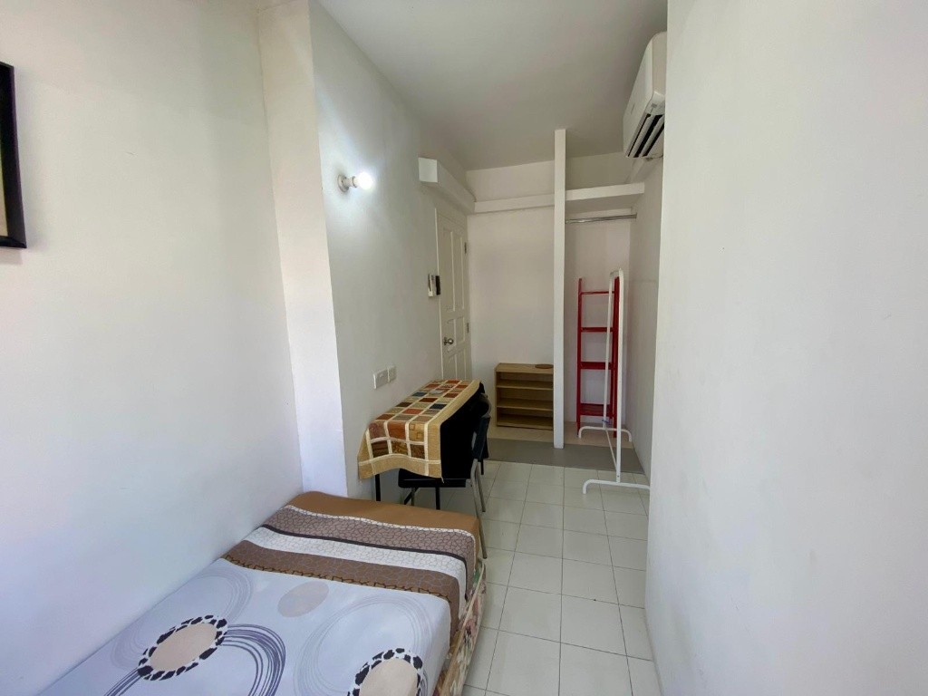 Room for rent / ORCHARD / SOMERSET / Common room / 1pax stay / Available 6 Oct - River Valley - Bedroom - Homates Singapore