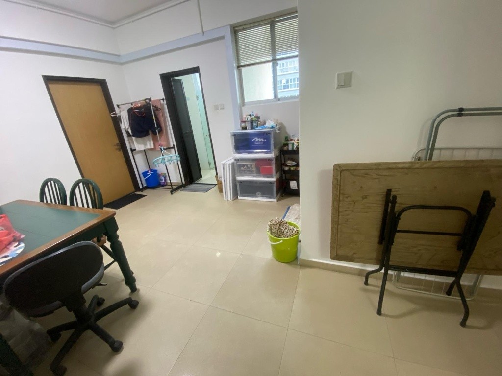 Room for rent / TOA PAYOH / Common room / 1pax stay / Available 7 Oct - Toa Payoh 大巴窑 - 整个住家 - Homates 新加坡