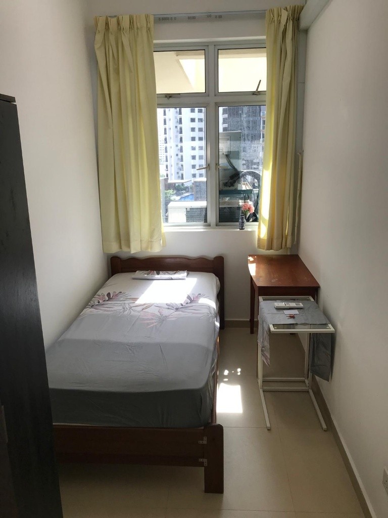 Room for rent / TOA PAYOH / Common room / 1pax stay / Available 7 Oct - Toa Payoh 大巴窑 - 整个住家 - Homates 新加坡