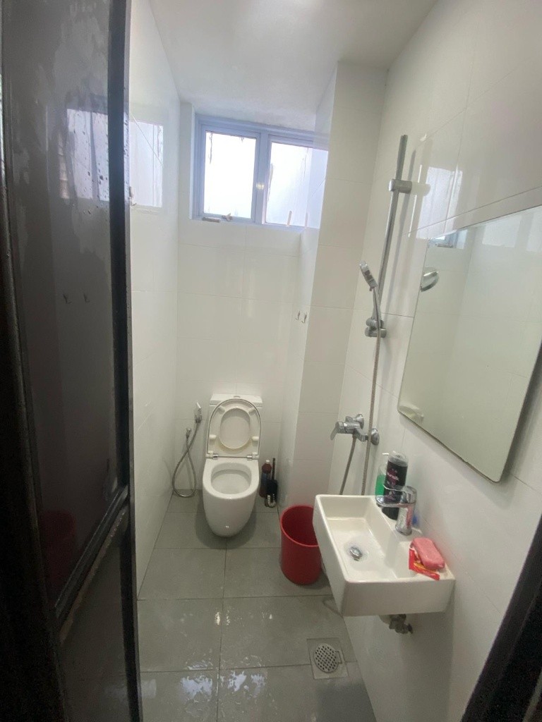 Room for rent / TOA PAYOH / Common room / 1-2 pax stay / Available 11 October - Toa Payoh - Bedroom - Homates Singapore