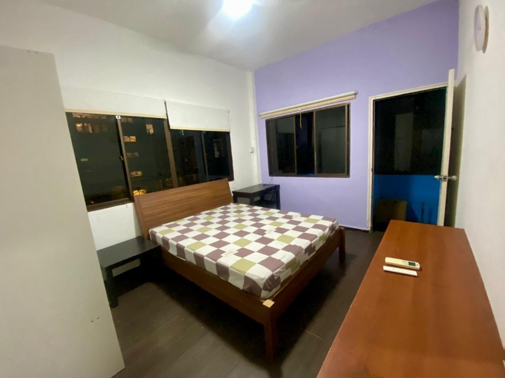 Room for rent / Kembangan / Common room / 1-2 pax stay / Available 11 Nov - Kembangan 景万岸 - 分租房间 - Homates 新加坡
