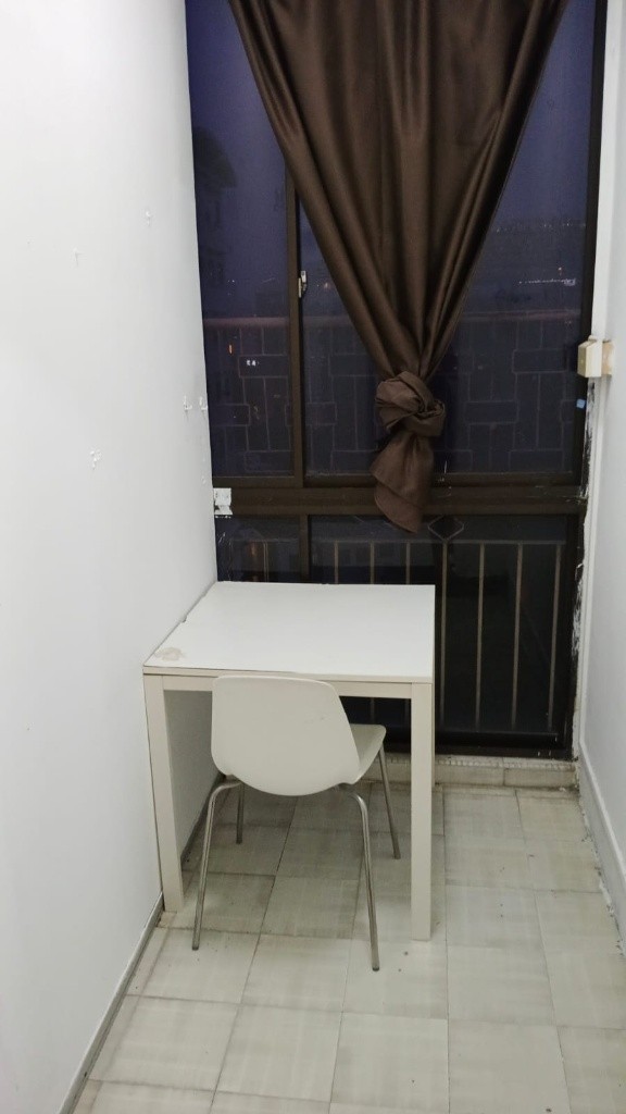 Room for rent / SOMERSET / Classic Queen Room / 1 - 2 pax stay / Available Nov 19 - Somerset 索美塞 - 分租房间 - Homates 新加坡
